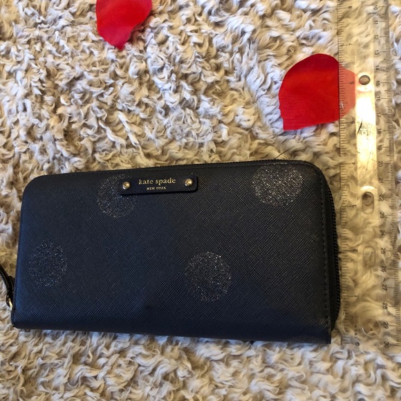 Kate Spade Envelope Wallet - Picture 5 of 7